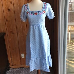 ❌❌Sold❌❌ Embroidery lace maxi dress.